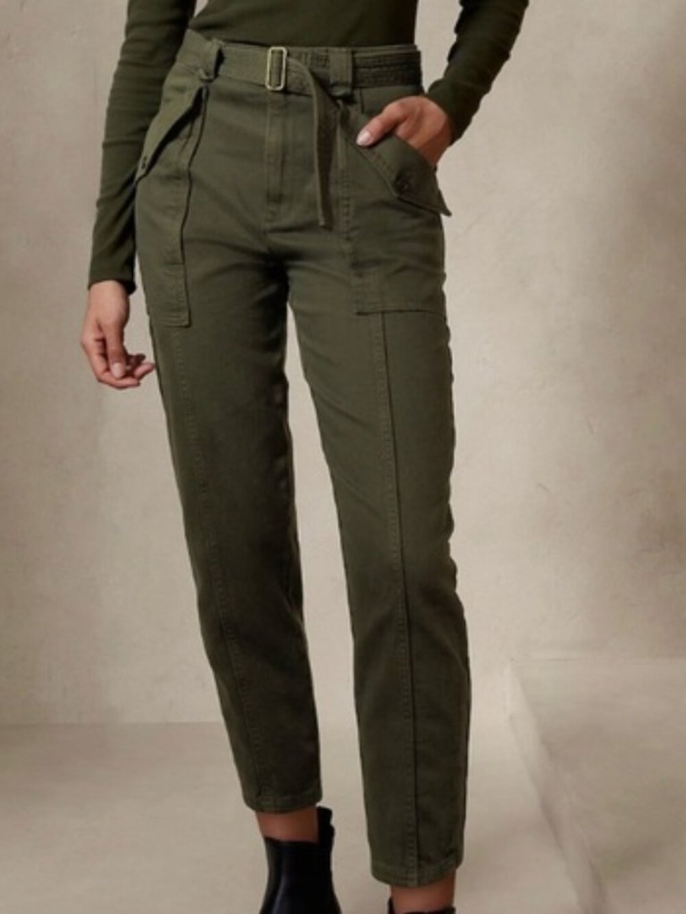 BANANA REPUBLIC FACTORY Olive Cargo Pant
